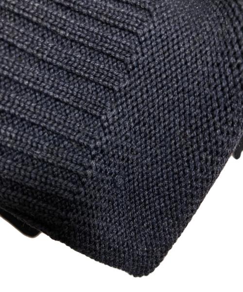 GIORGIO ARMANI LE COLLEZIONI（ジョルジオアルマーニ）GIORGIO ARMANI LE COLLEZIONI (ジョルジオアルマーニ) ウールニット ネイビー サイズ:Mの古着・服飾アイテム