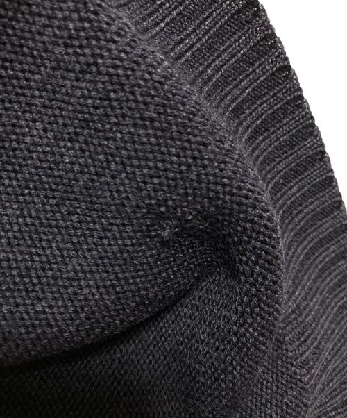 GIORGIO ARMANI LE COLLEZIONI（ジョルジオアルマーニ）GIORGIO ARMANI LE COLLEZIONI (ジョルジオアルマーニ) ウールニット ネイビー サイズ:Mの古着・服飾アイテム