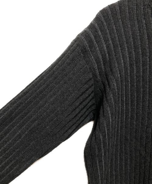 GIORGIO ARMANI（ジョルジオアルマーニ）GIORGIO ARMANI (ジョルジオアルマーニ) カシミヤブレンドニット グレー サイズ:52の古着・服飾アイテム