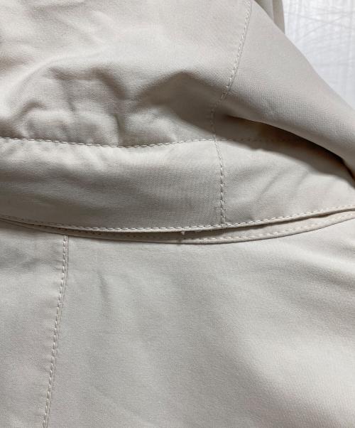 PRADA SPORTS（プラダスポーツ）PRADA SPORTS (プラダスポーツ) GORE-TEX パフジャケット ホワイト サイズ:48の古着・服飾アイテム