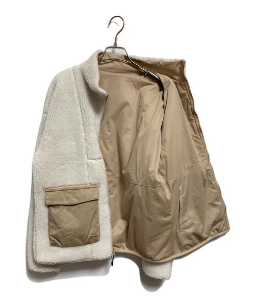 Columbia（コロンビア）Columbia (コロンビア) ウィメンズシカゴアベニューリバーシブルフリースジャケット アイボリー サイズ:Lの古着・服飾アイテム
