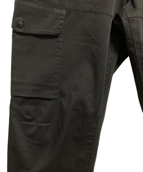 STONE ISLAND（ストーンアイランド）STONE ISLAND (ストーンアイランド) Organic Cotton Satin Stretch ストレッチカーゴパンツ ブラック サイズ:31の古着・服飾アイテム