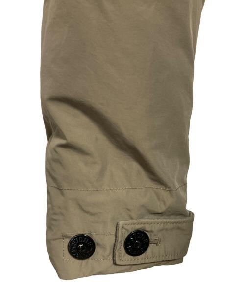 STONE ISLAND（ストーンアイランド）STONE ISLAND (ストーンアイランド) MICRO REPS DOWN カーキ サイズ:Sの古着・服飾アイテム