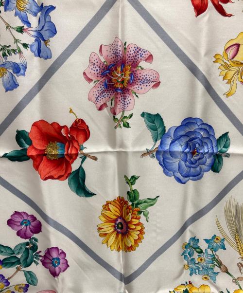 GUCCI（グッチ）GUCCI (グッチ) フローラル柄スカーフ イエローの古着・服飾アイテム