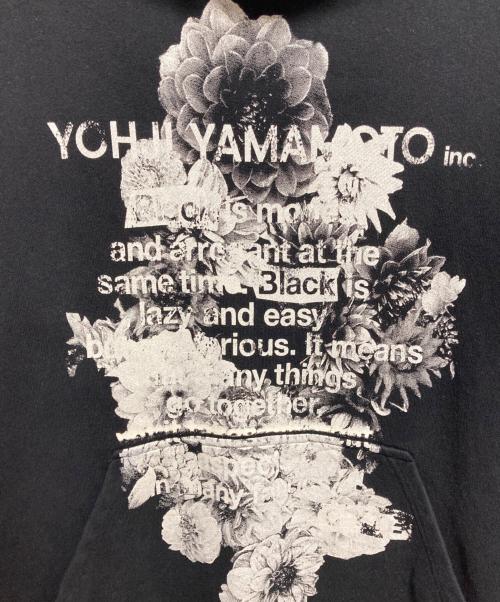 s'yte（サイト）s'yte (サイト) プリントプルオーバーパーカー ブラック サイズ:4の古着・服飾アイテム