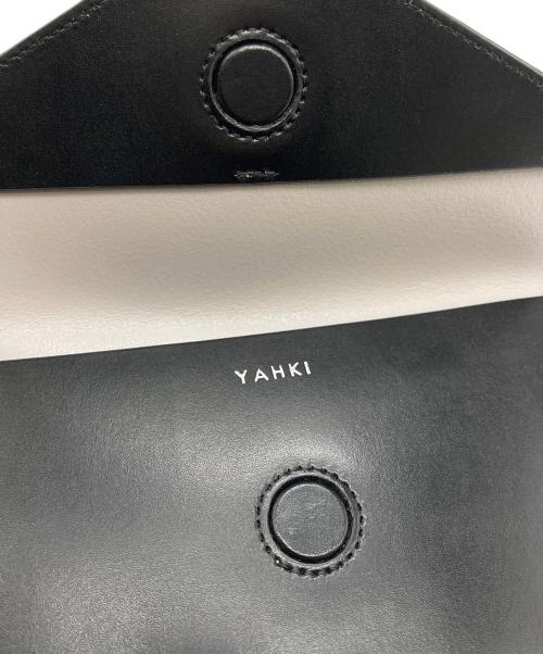 YAHKI（ヤーキ）YAHKI (ヤーキ) ショルダーバッグ ブラックの古着・服飾アイテム