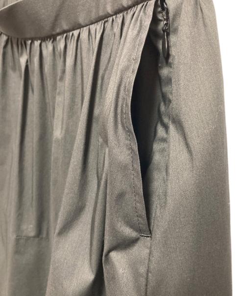 23区（ニジュウサンク）23区 (ニジュウサンク) ストレッチブロード ギャザースカート ブラック サイズ:38の古着・服飾アイテム