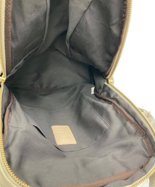 russet（ラシット）russet (ラシット) レザーリュックサック ベージュ 未使用品の古着・服飾アイテム