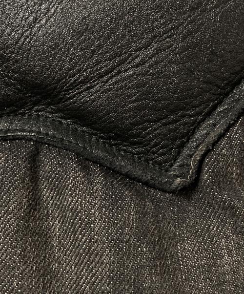 RockyMountainFeatherBed（ロッキーマウンテンフェザーベッド）RockyMountainFeatherBed (ロッキーマウンテンフェザーベッド) BEAMS (ビームス) 別注デニムダウンベスト ブラック サイズ:36の古着・服飾アイテム