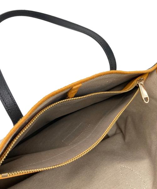 FURLA（フルラ）FURLA (フルラ) ERA M Tote ベージュ×ブラックの古着・服飾アイテム