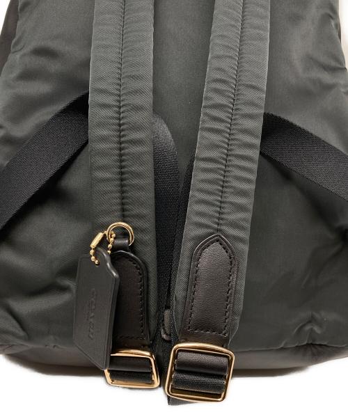 COACH（コーチ）COACH (コーチ) チャーリーリュック ブラウン×ブラックの古着・服飾アイテム