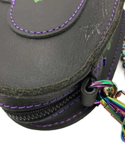 Dr.Martens（ドクターマーチン）Dr.Martens (ドクターマーチン) BT21 マイクロ ハート バッグ ブラックの古着・服飾アイテム