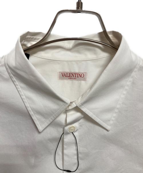 VALENTINO（ヴァレンティノ）VALENTINO (ヴァレンティノ) シルバーポケットシャツ ホワイト サイズ:52の古着・服飾アイテム
