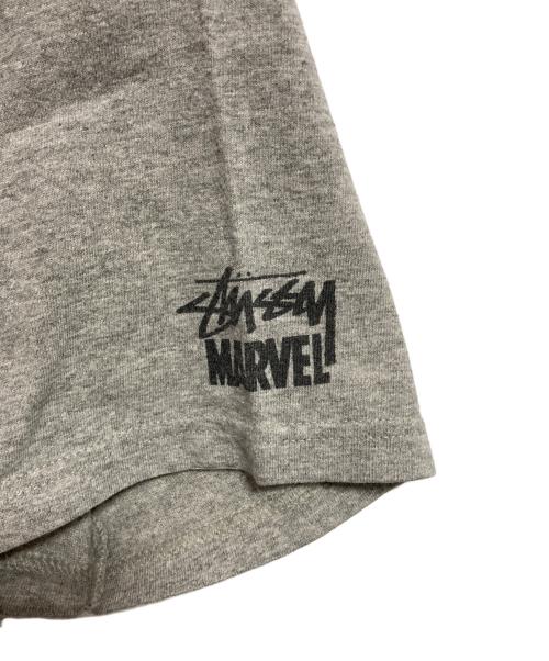stussy（ステューシー）stussy (ステューシー) プリントTシャツ グレー サイズ:Sの古着・服飾アイテム