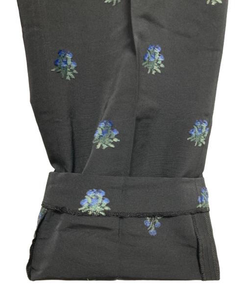 LOEFF（ロエフ）LOEFF (ロエフ) アザミ ジャカード クロップドパンツ ブラック 未使用品の古着・服飾アイテム
