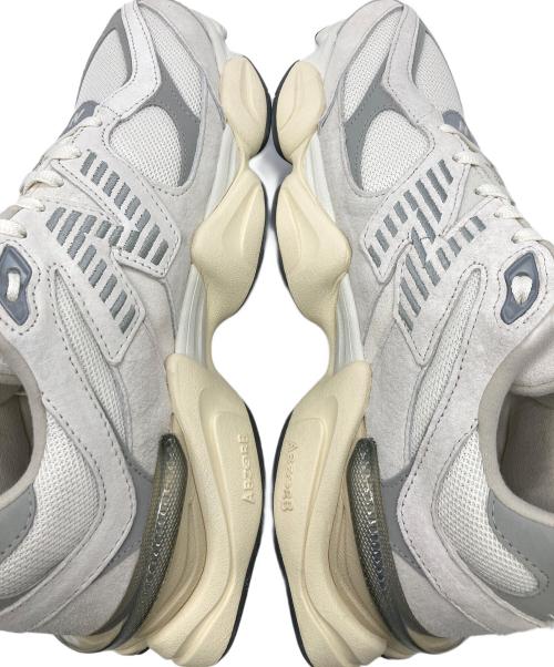 NEW BALANCE（ニューバランス）NEW BALANCE (ニューバランス) ローカットスニーカー ベージュ サイズ:28の古着・服飾アイテム