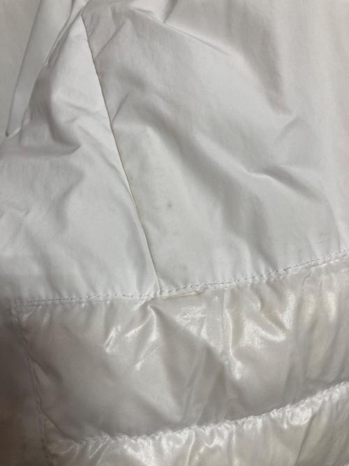 MONCLER（モンクレール）MONCLER (モンクレール) OLARGUESダウンジャケット ホワイト サイズ:3の古着・服飾アイテム