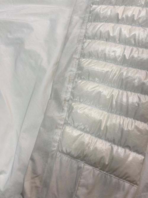 MONCLER（モンクレール）MONCLER (モンクレール) OLARGUESダウンジャケット ホワイト サイズ:3の古着・服飾アイテム