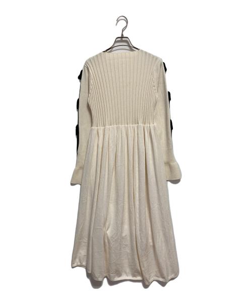 furfur（ファーファー）FURFUR (ファーファー) バイカラーリボンニットドレス ホワイト サイズ:FREEの古着・服飾アイテム