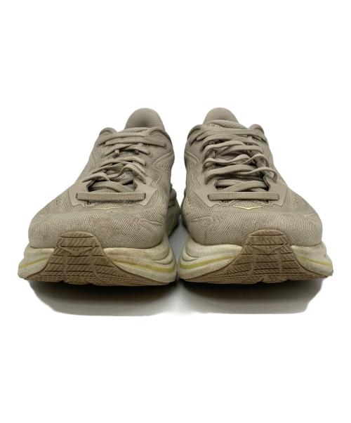 HOKA（ホカ）HOKA (ホカ) CLIFTON 10 ベージュ サイズ:US7.50の古着・服飾アイテム