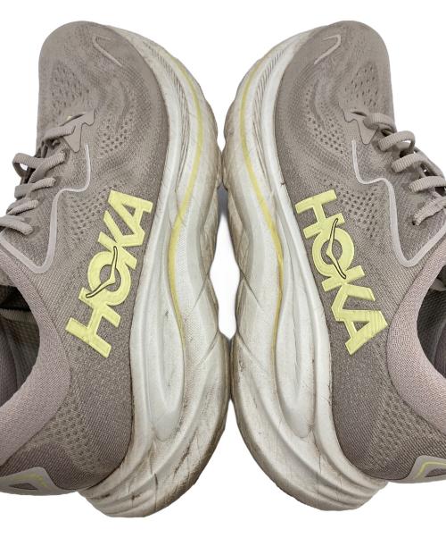 HOKA（ホカ）HOKA (ホカ) CLIFTON 10 ベージュ サイズ:US7.50の古着・服飾アイテム