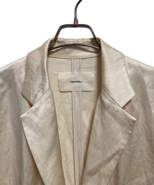 TODAYFUL（トゥデイフル）TODAYFUL (トゥデイフル) Satin Over Jacket アイボリー サイズ:36の古着・服飾アイテム