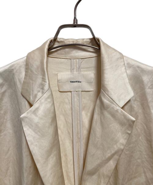 TODAYFUL（トゥデイフル）TODAYFUL (トゥデイフル) Satin Over Jacket アイボリー サイズ:36の古着・服飾アイテム