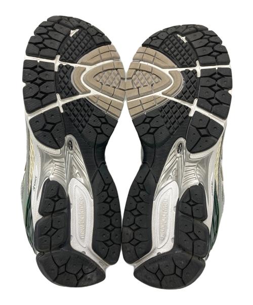 NEW BALANCE（ニューバランス）NEW BALANCE (ニューバランス) M1906RL1 ローカットスニーカー ベージュ×グリーン サイズ:27の古着・服飾アイテム