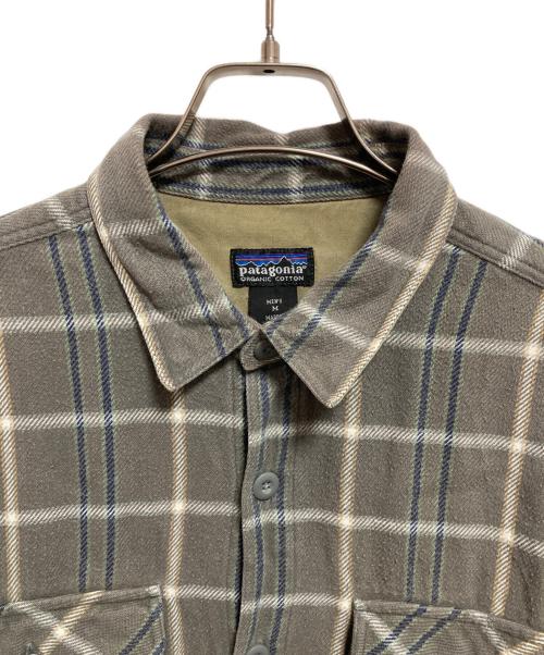 Patagonia（パタゴニア）Patagonia (パタゴニア) ヘビーフランネルシャツ グレー サイズ:Mの古着・服飾アイテム