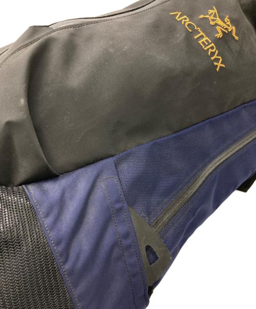 ARC'TERYX（アークテリクス）ARC'TERYX (アークテリクス) BEAMS (ビームス) ARRO22 バックパック ブラック×ネイビーの古着・服飾アイテム