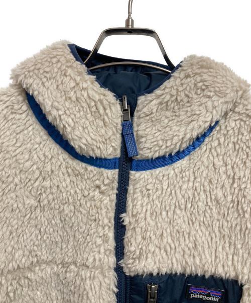 Patagonia（パタゴニア）Patagonia (パタゴニア) キッズ・リバーシブル・レディ・フレディ・フーディ ベージュ サイズ:不明の古着・服飾アイテム