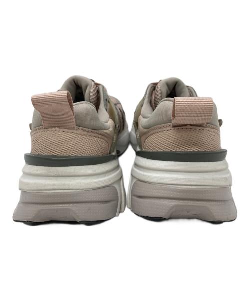 NIKE（ナイキ）NIKE (ナイキ) V2K Run スニーカー ピンク サイズ:24.5㎝の古着・服飾アイテム