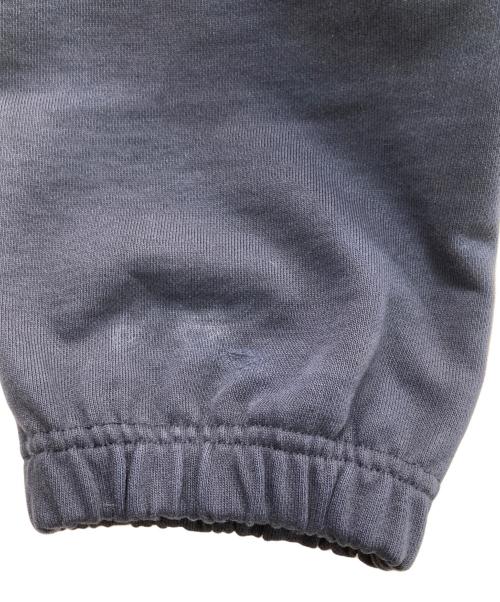 F.C.R.B.（エフシーレアルブリストル）F.C.R.B. (エフシーレアルブリストル) EMBLEM SWEAT PANTS ネイビー サイズ:Mの古着・服飾アイテム
