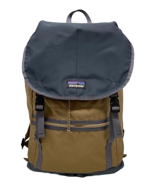 Patagonia（パタゴニア）Patagonia (パタゴニア) Arbor Classic Pack 25L ベージュの古着・服飾アイテム