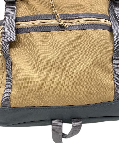 Patagonia（パタゴニア）Patagonia (パタゴニア) Arbor Classic Pack 25L ベージュの古着・服飾アイテム