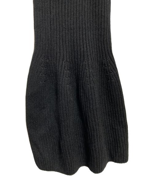 CFCL（シーエフシーエル）CFCL (シーエフシーエル) SOFT PORTRAIT BELL SLEEVE TOP ブラック サイズ:3の古着・服飾アイテム