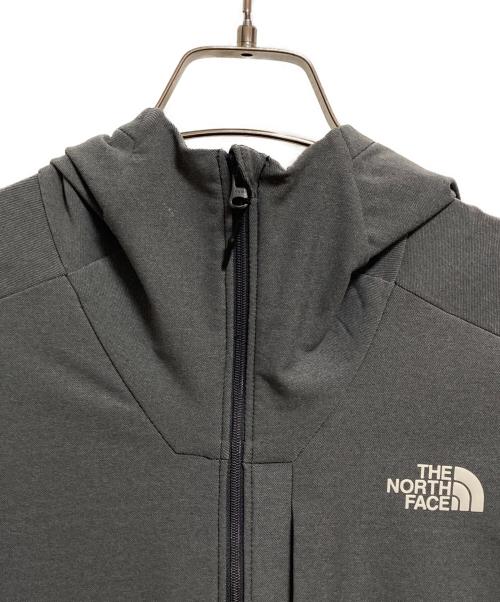 THE NORTH FACE（ザ ノース フェイス）THE NORTH FACE (ザ ノース フェイス) APEX SOFTSHELL PK グレー サイズ:Sの古着・服飾アイテム