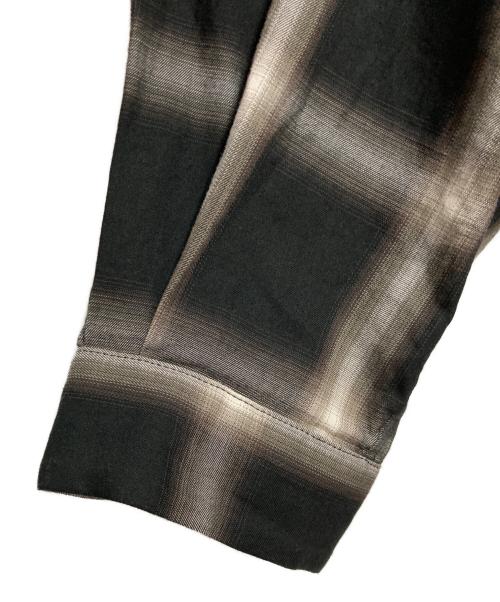 JOURNAL STANDARD（ジャーナルスタンダード）JOURNAL STANDARD (ジャーナルスタンダード) スキッパーブラウス ブラック×ベージュ サイズ:FREEの古着・服飾アイテム