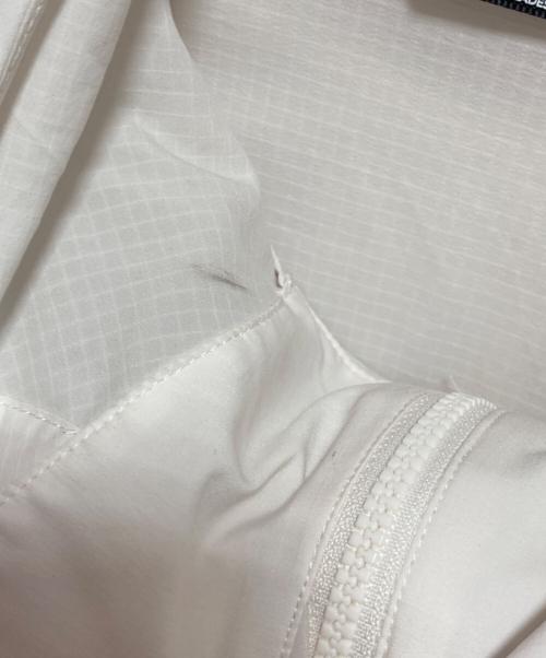 ARC'TERYX（アークテリクス）ARC'TERYX (アークテリクス) スコーミッシュ フーディ ホワイト サイズ:Sの古着・服飾アイテム