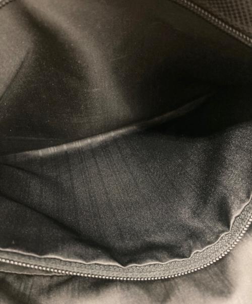 TUMI（トゥミ）TUMI (トゥミ) ショルダーバッグ ブラックの古着・服飾アイテム