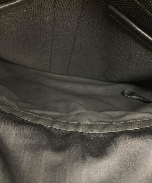 TUMI（トゥミ）TUMI (トゥミ) ショルダーバッグ ブラックの古着・服飾アイテム