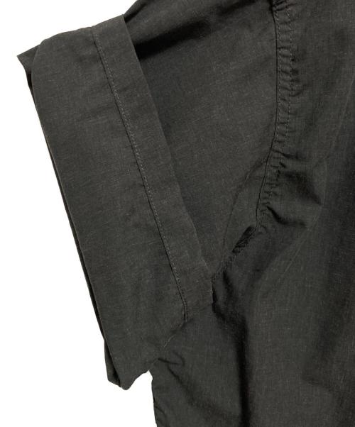 THE NORTHFACE PURPLELABEL（ザ・ノースフェイス パープルレーベル）THE NORTHFACE PURPLELABEL (ザ・ノースフェイス パープルレーベル) Polyester Linen Field H/S Zip Shirt グレー サイズ:Lの古着・服飾アイテム