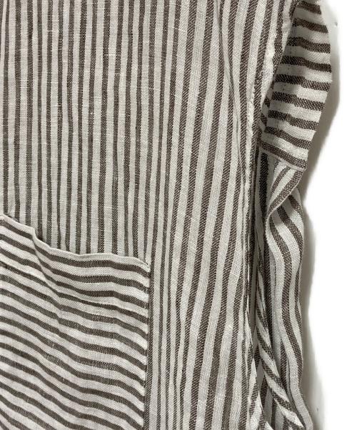 23区（ニジュウサンク）23区 (ニジュウサンク) LIBECO ノースリーブ シャツ ワンピース グレー サイズ:38の古着・服飾アイテム