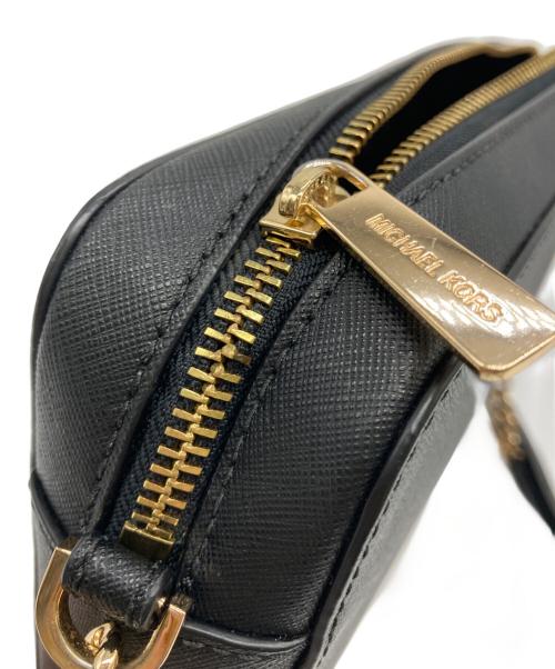 MICHAEL KORS（マイケル・コース）MICHAEL KORS (マイケル・コース) LG EW CROSSBODY ブラックの古着・服飾アイテム