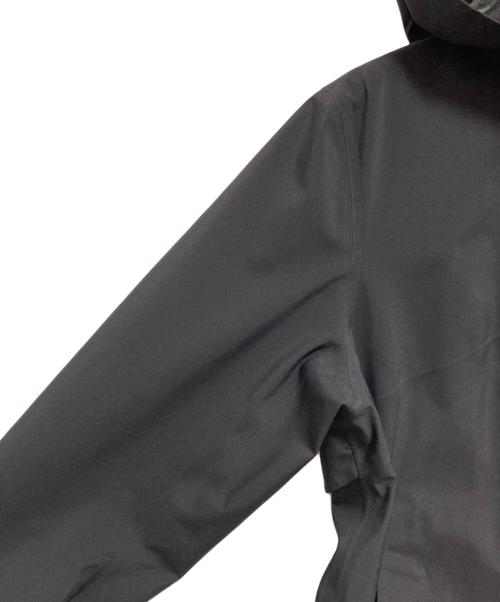 ARC'TERYX（アークテリクス）ARC'TERYX (アークテリクス) GORE-TEX ロングコート ブラック サイズ:Mの古着・服飾アイテム
