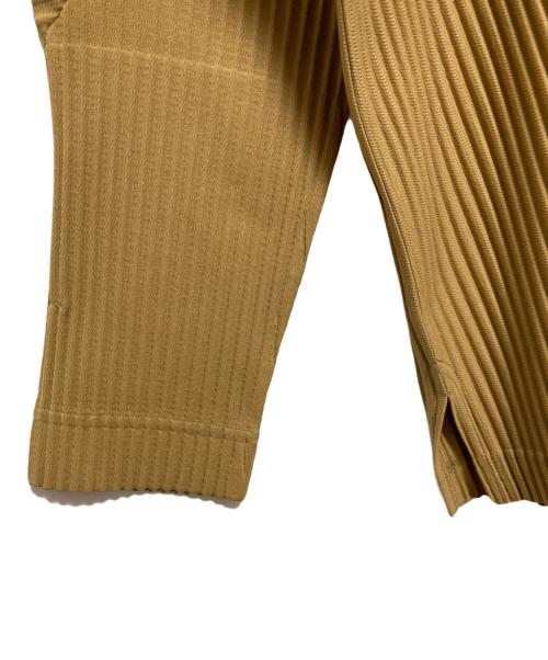 HOMME PLISSE ISSEY MIYAKE（オム プリッセ イッセイ ミヤケ）HOMME PLISSE ISSEY MIYAKE (オム プリッセ イッセイ ミヤケ) マオカラーシャツ ベージュ サイズ:2の古着・服飾アイテム