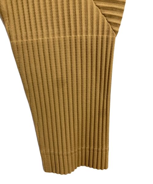 HOMME PLISSE ISSEY MIYAKE（オム プリッセ イッセイ ミヤケ）HOMME PLISSE ISSEY MIYAKE (オム プリッセ イッセイ ミヤケ) マオカラーシャツ ベージュ サイズ:2の古着・服飾アイテム