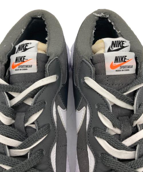 NIKE（ナイキ）NIKE (ナイキ) sacai (サカイ) BLAZER LOW グレー サイズ:27㎝の古着・服飾アイテム