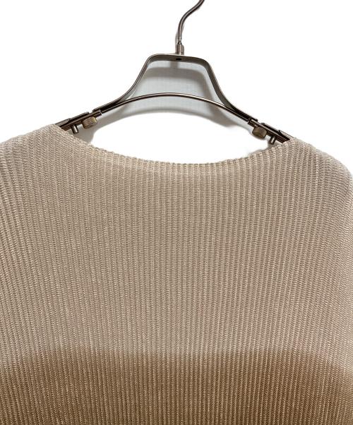 SPECCHIO（スペッチオ）SPECCHIO (スペッチオ) シャトルプリーツ サックワンピース ブラック×ベージュ サイズ:40の古着・服飾アイテム