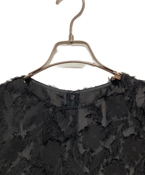 icB（アイシービー）icB (アイシービー) ヘアリーシアージャカード ブラウス ブラック サイズ:2 未使用品の古着・服飾アイテム
